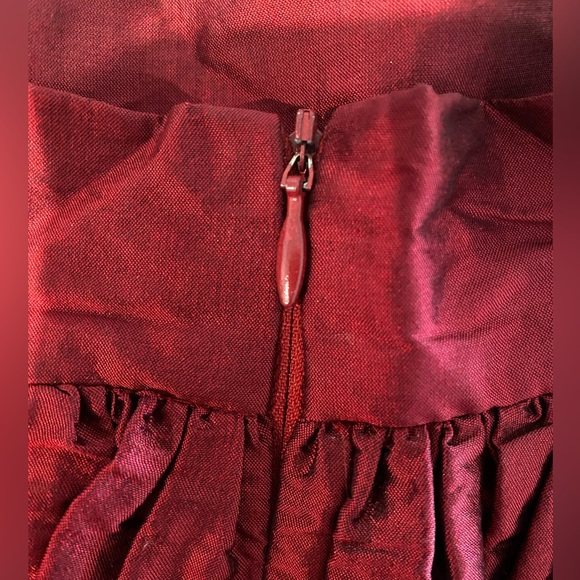 Silk Party Skirt - Crimson Red - size L - cute and timeless 🎈 - Picture 3 of 6